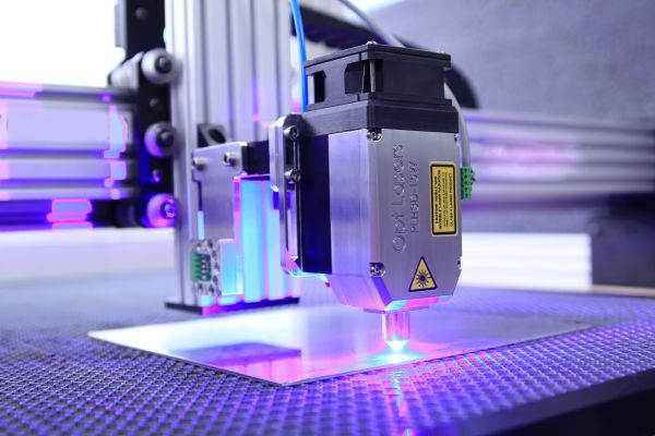 Découvrez les avantages de la gravure laser sur l'inox